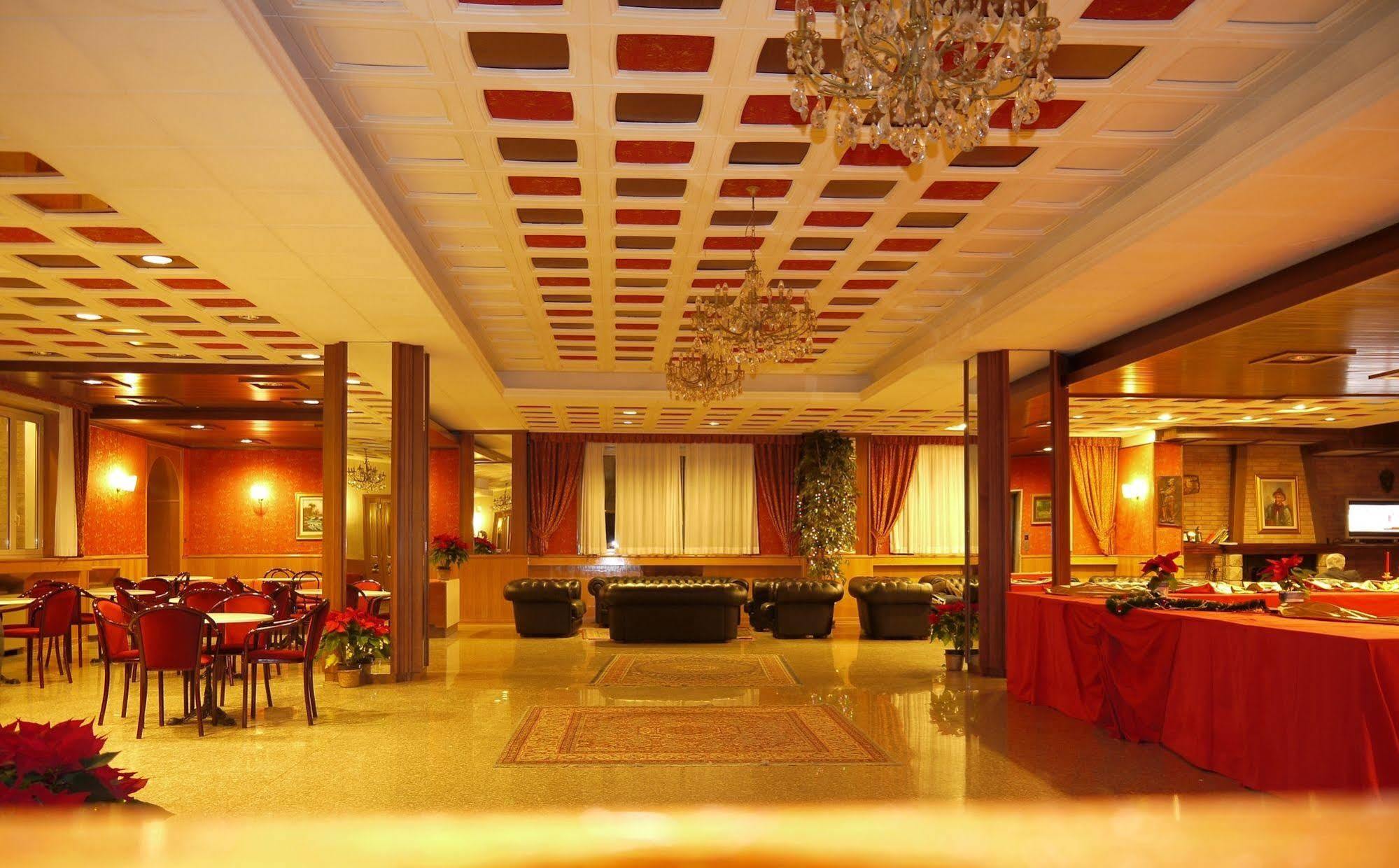 Hotel Tasso Camigliatello Silano Exteriér fotografie
