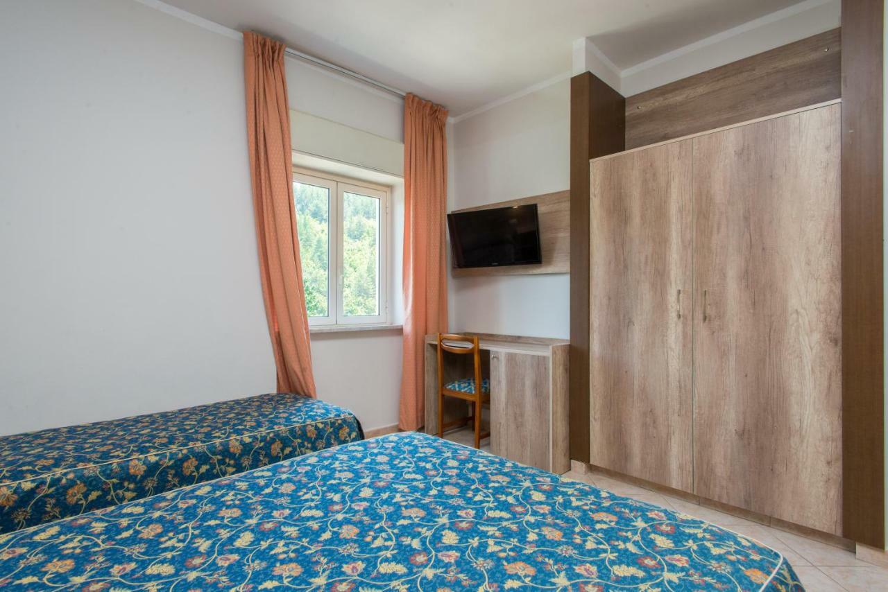 Hotel Tasso Camigliatello Silano Exteriér fotografie